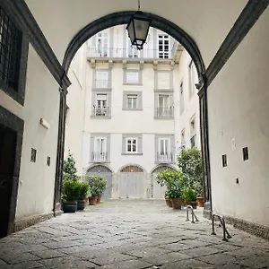 Hébergement de vacances Casa Ninetta - Spaccanapoli - Il Tipico Pianterreno Della Antica!, Naples
